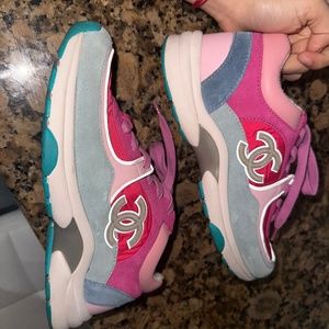 NEW CHANEL SNEAKERS